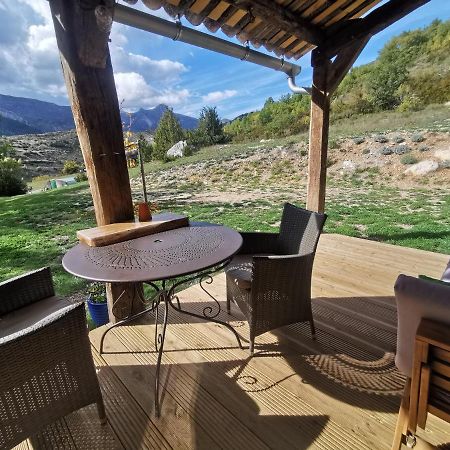 La Peyregoune, Logement En Pleine Nature Et Table D'Hotes Blieux Εξωτερικό φωτογραφία