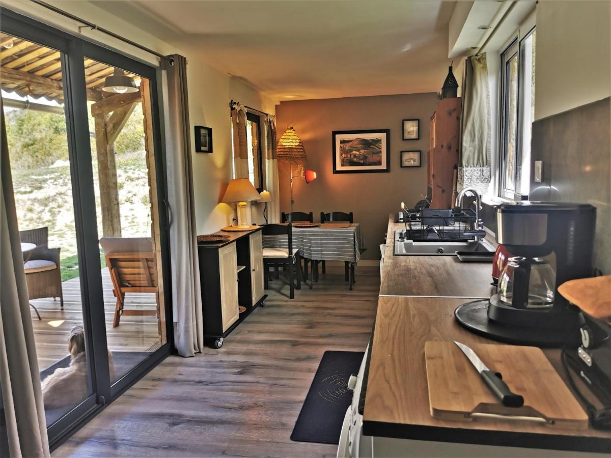 La Peyregoune, Logement En Pleine Nature Et Table D'Hotes Blieux Εξωτερικό φωτογραφία